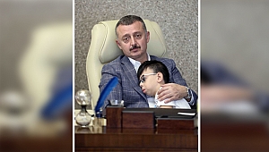 Büyükakın, Yiğit'i bağrına bastı