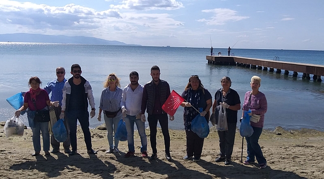 CHP Darıca, çevresini temiz tutuyor
