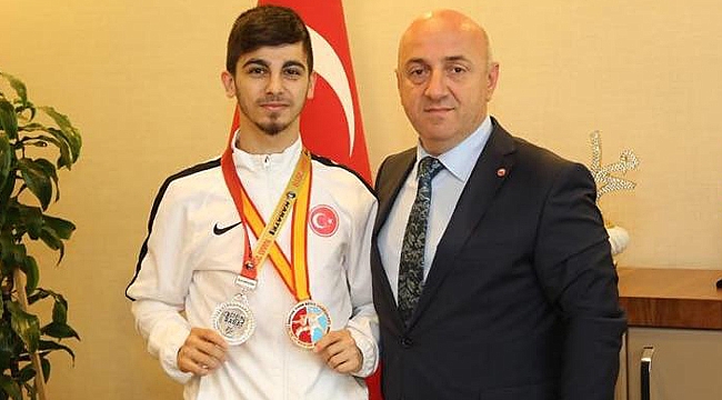 Eray Şamdan Tokyo’da