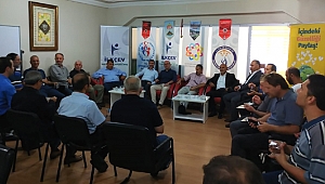 İLKÇEV'den aşure etkinliği