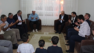 Karamollaoğlu, taziye ziyaretine geldi