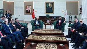 Sağlık Bakanı Koca, Ross'la bir araya geldi