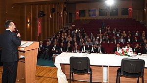 Vali Aksoy, Dilovalı muhtarlarla buluştu