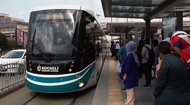 Akçaray, bir haftada 287 bin yolcu taşıdı