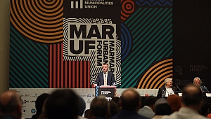 Büyükakın, "Felsefeden uzaklaşıyoruz"