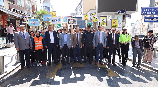Çayırova’da yaya geçidi nöbeti tutuldu