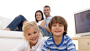 Çocuğunuz televizyon izlerken yanında olun