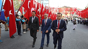 Cumhuriyet coşkusu Çayırova'da yaşandı