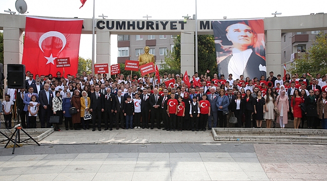 Darıca’da Cumhuriyet Bayramı kutlandı