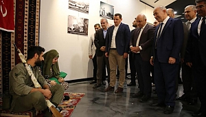 Darıca'da o sergi Cumhuriyet aşkına sergilendi