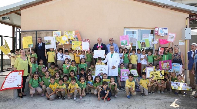 Darıcalı çocuklar veterinerlerden bilgi aldı