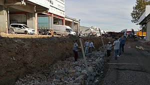 Fen İşleri dur durak bilmiyor