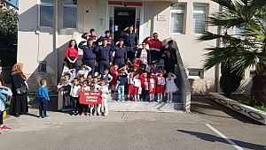 Gebzeli miniklerden jandarmaya ziyaret