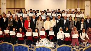 Geleceğe yön verecek kızlar Kocaeli’de