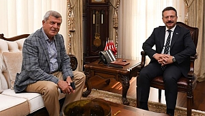 Karaosmanoğlu'ndan Vali Aksoy'a nezaket ziyareti