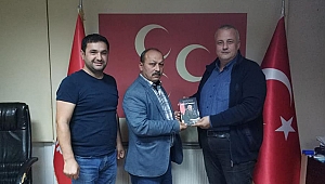 Kural'dan bölge başkanlarına kitap hediyesi