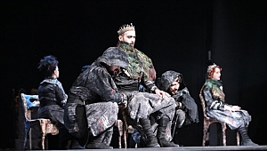 Şehir tiyatroları perdelerini açtı