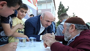 Bıyık, Nenehatun'da gönüllere dokundu