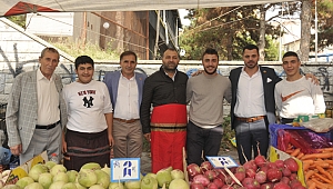 CHP’li meclis üyeleri pazar esnafını dinledi
