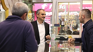 Çiftçi, esnaf turu yaptı