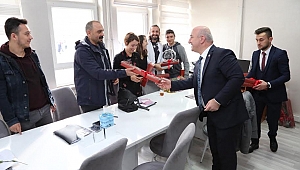 Darıca, Öğretmenlerini bağrına bastı