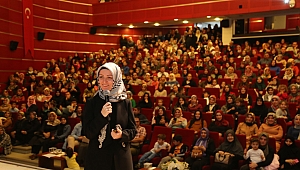 Gebzeli kadınlar can kulağı ile Tongar'ı dinledi