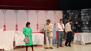 Gebzeli Tiyatro severler GKM’de buluştu