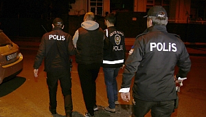 Aç kapıyı polis!..