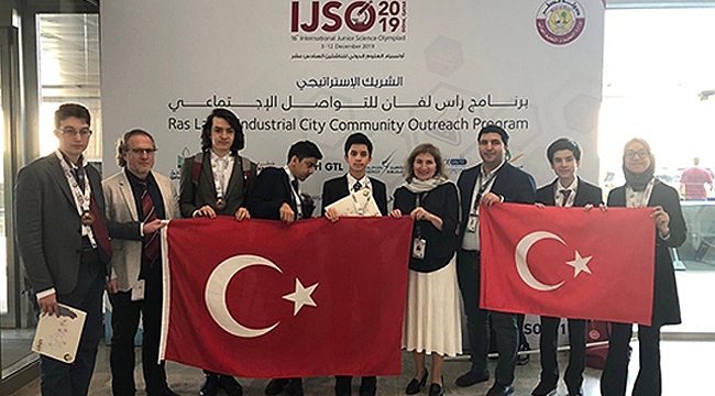 En genç bilim insanlarından olimpiyat derecesi