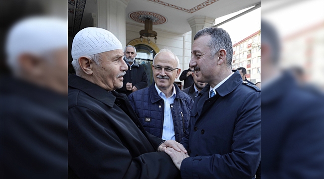 Büyükakın, "Halkın yaşamını kolaylaştırıyoruz"