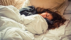 Uzun süreli uyku depresyon belirtisi mi?