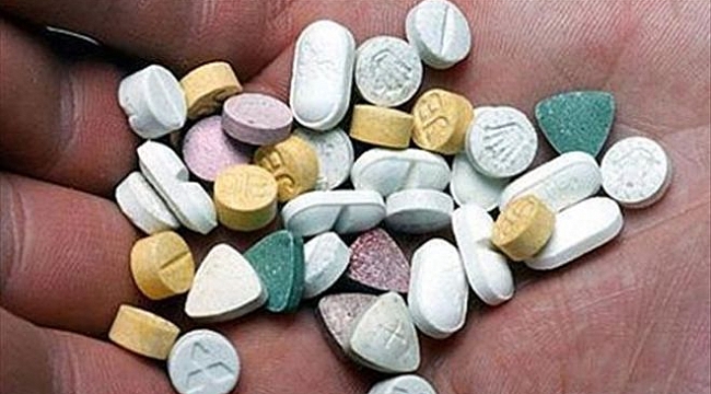Zehir tacirleri yine yakayı ele verdi