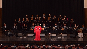 Büyükşehir korosundan halk müziği ziyafeti