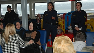 Feribotta 'kadına şiddete hayır' dediler