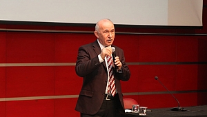 GKM'de 'Yüce Osmanlı Devleti' konferansı