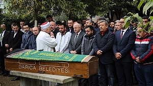 Gökhan Şahin'den annesine son görev