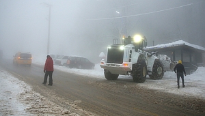 Kartepe'de kar kalınlığı 140 santim oldu