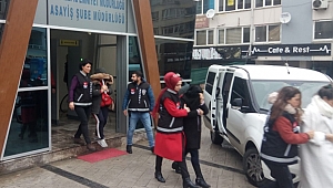 Kocaeli'de fuhuş operasyonu; 4 şüpheli tutuklandı