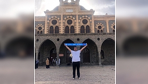 Medine'de Gebze Ülkü Ocakları atkısı