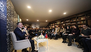 Tahir Büyükakın'dan gençlere ödev