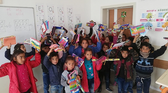Urfalı öğrenciler; "Teşekkürler Tahir Amca"