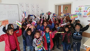 Urfalı öğrenciler; "Teşekkürler Tahir Amca"