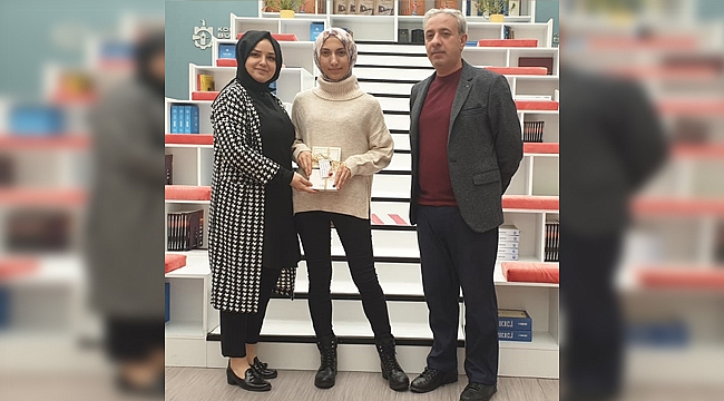 1 yılda 103 kitap okudu!