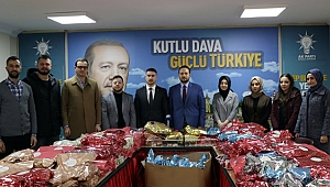 AK Gençler, depremzede çocukları gülümsetecek