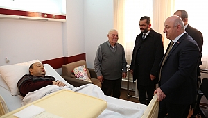 Bıyık’tan hastalara moral