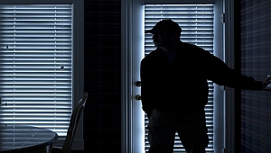 Çelik kasadan 87 bin lira çalan şahıs yakalandı