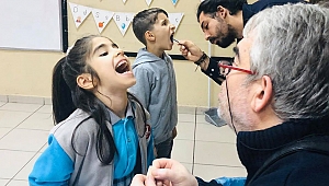 Gebzeli miniklere ‘Flor vernik’ uygulaması yapıldı