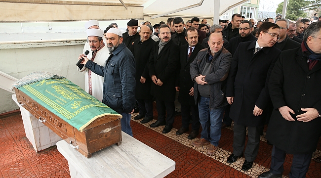 Işık'tan halasına son görev