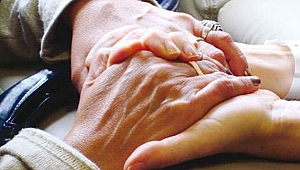 Kanserle mücadelede psikolojik destek önemli