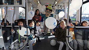 Minikler Akçaray ile şehir turu yaptı